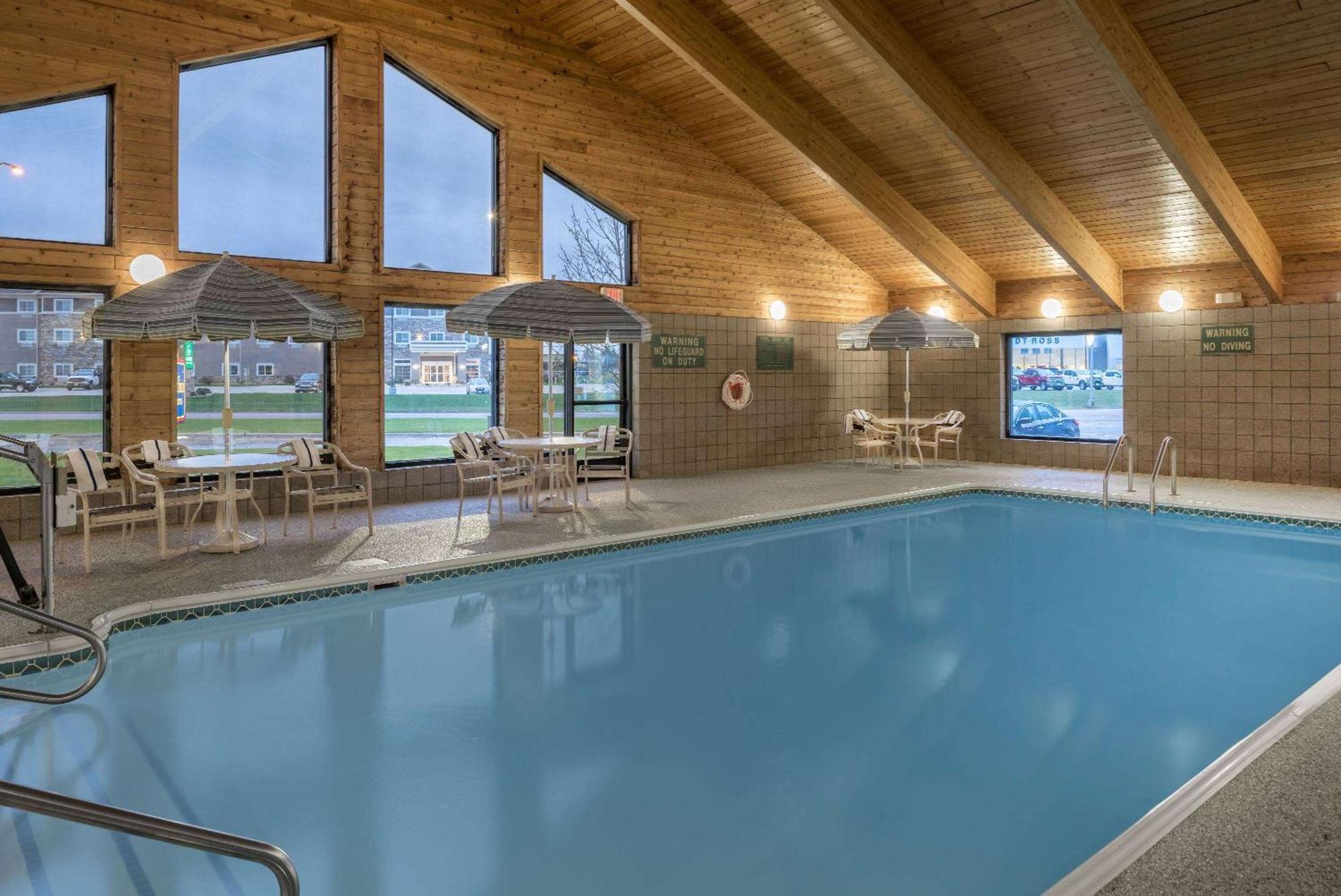 Americinn By Wyndham Valley City Conference Center Eksteriør billede