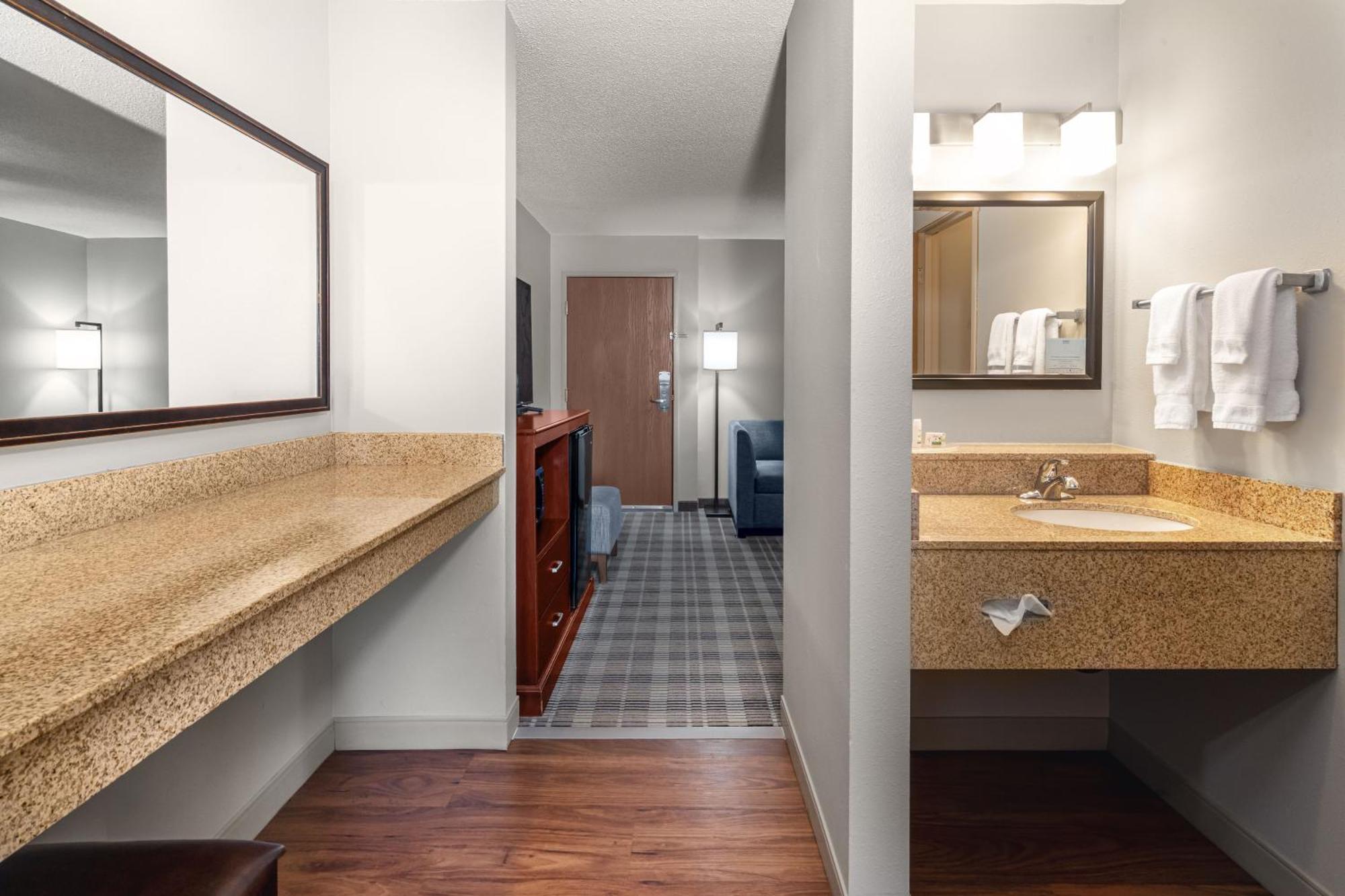 Americinn By Wyndham Valley City Conference Center Eksteriør billede